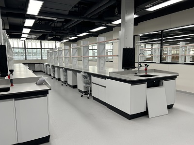 华中科技大学协和深圳医院实验室1.jpg